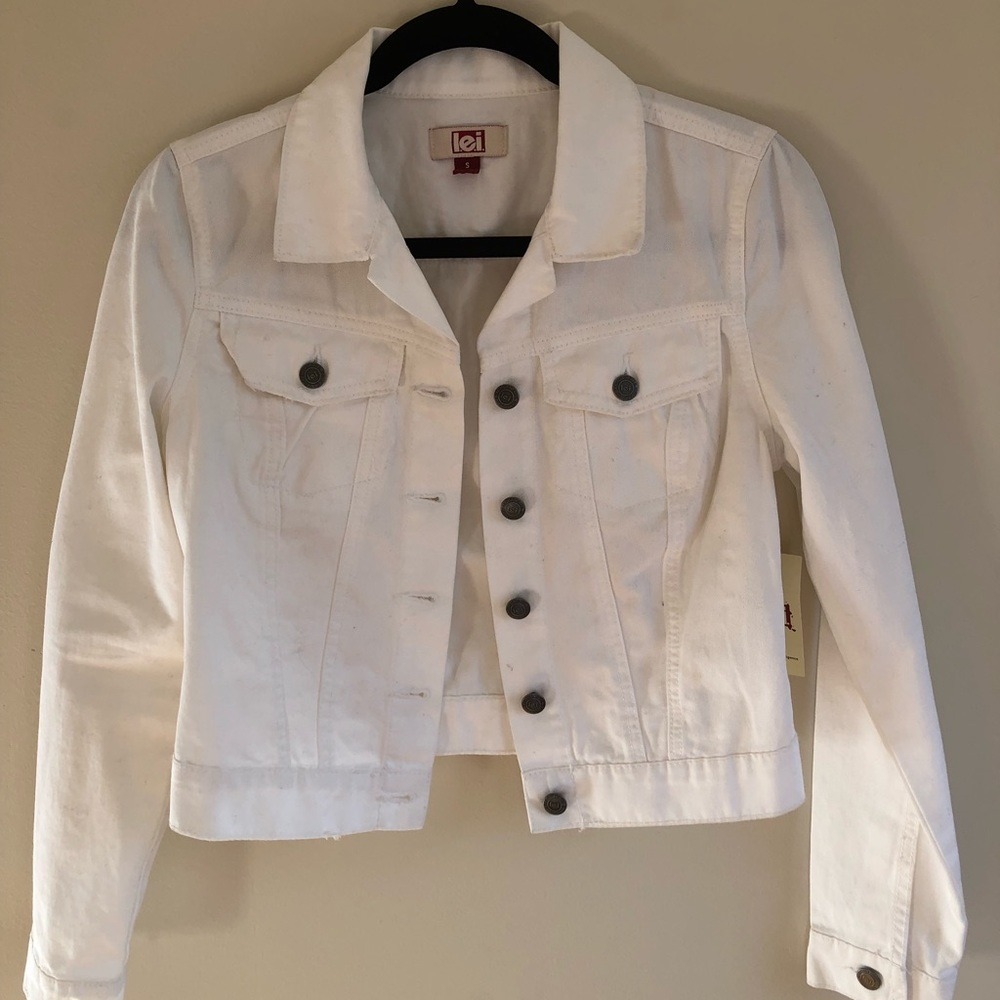 SOLD LEI white jean jacket